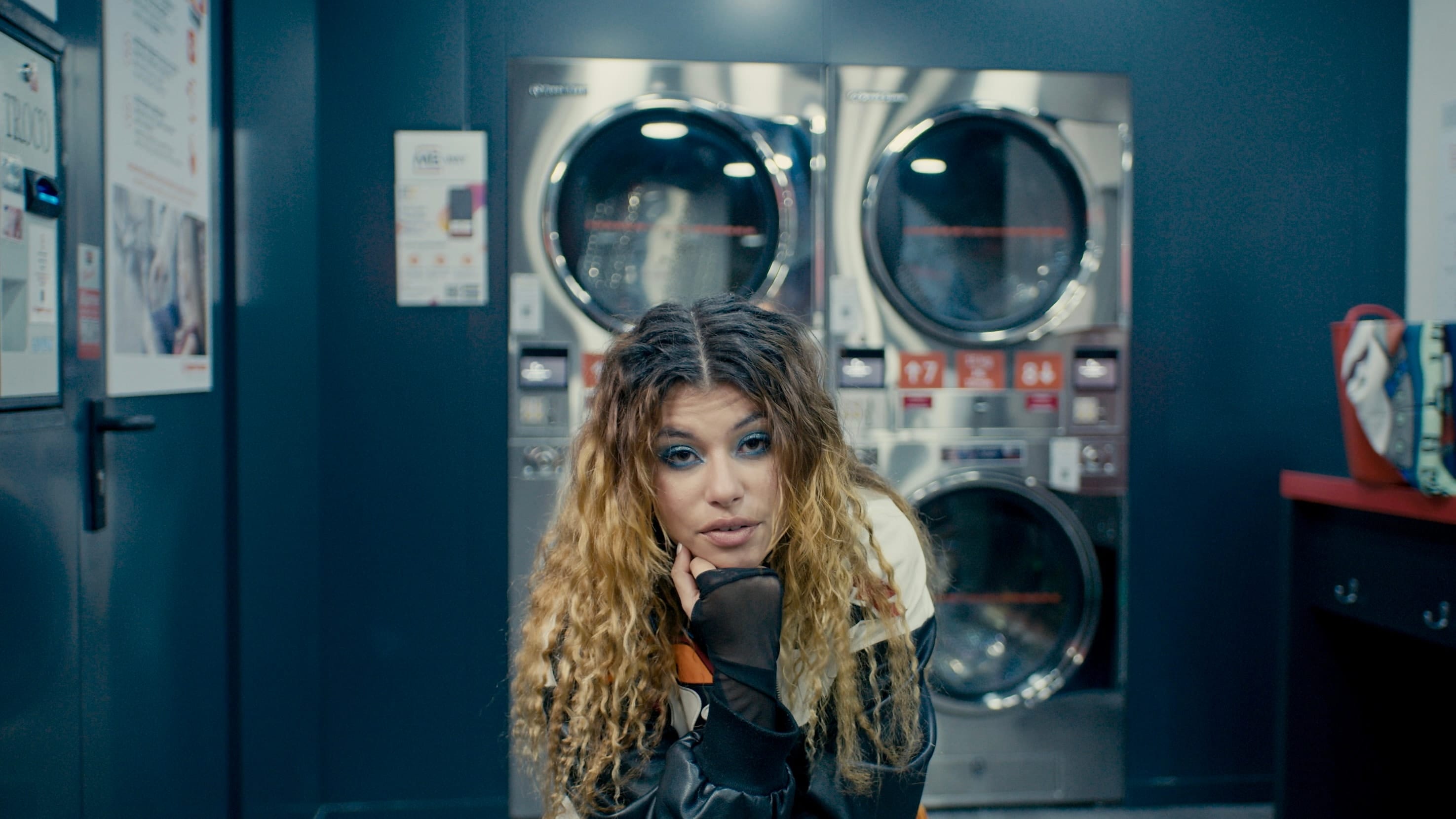CAROLINA MARTINS - SUPER MULHER, cinematography still 6 by Alexandre Ruivo