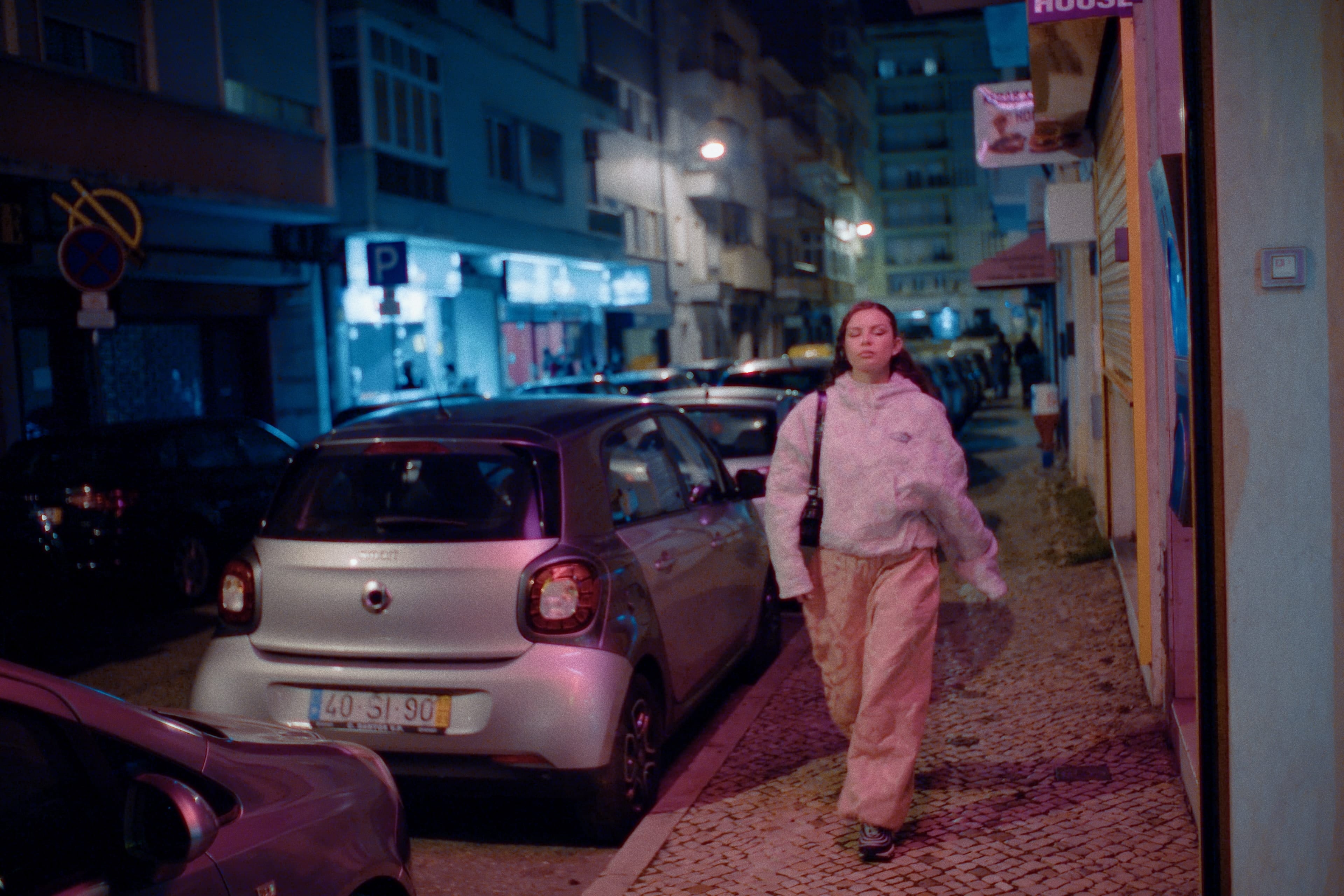 TITO - ALONE NA CITY, cinematography still 4 by Alexandre Ruivo