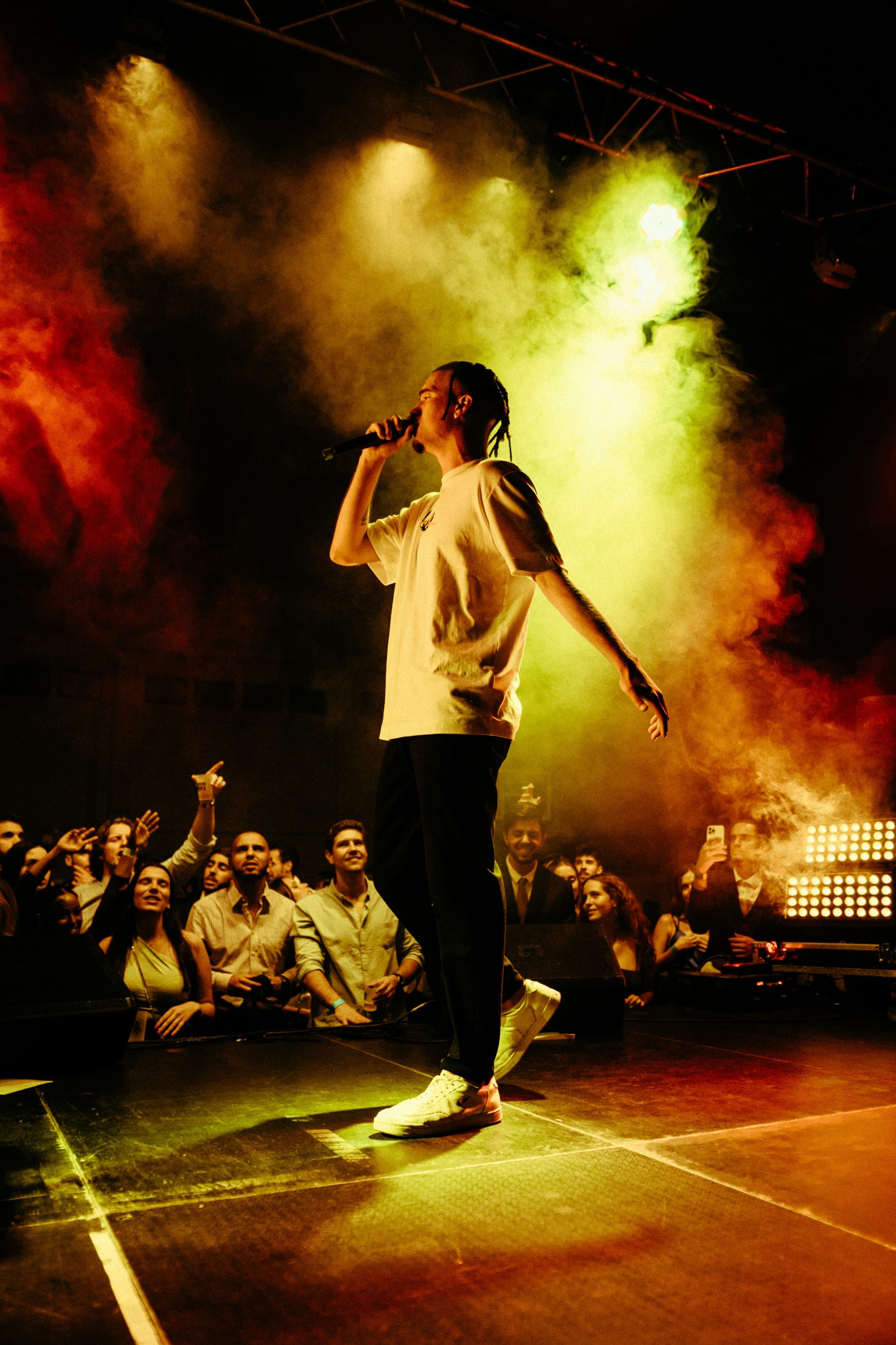 YANG X NANU - FMH (Live Show), cinematography still 2 by Alexandre Ruivo