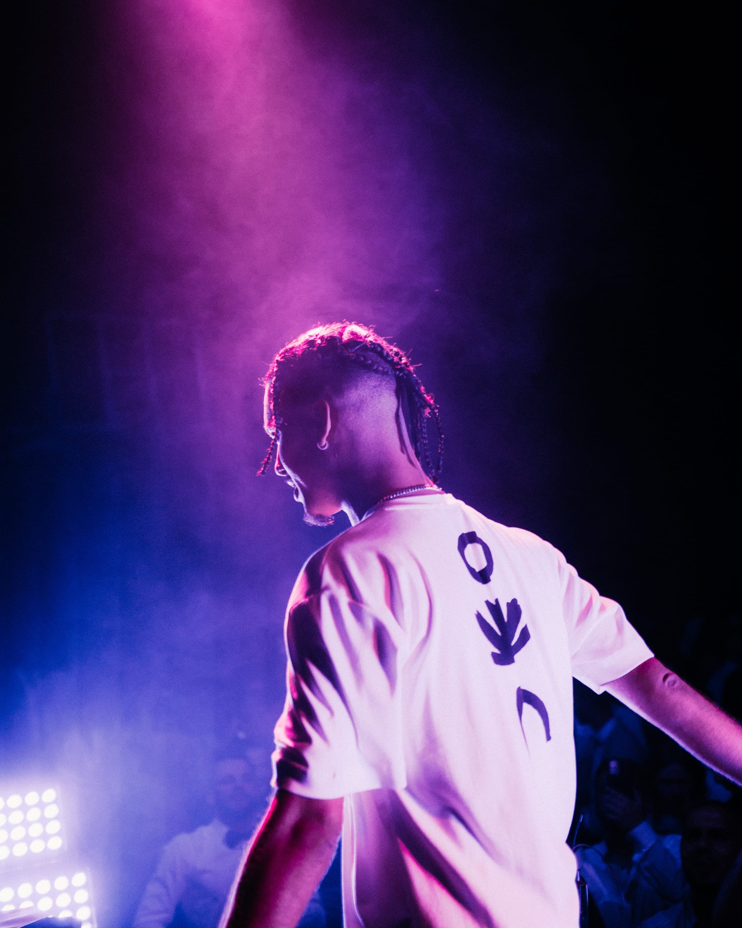 YANG X NANU - FMH (Live Show), cinematography still 4 by Alexandre Ruivo