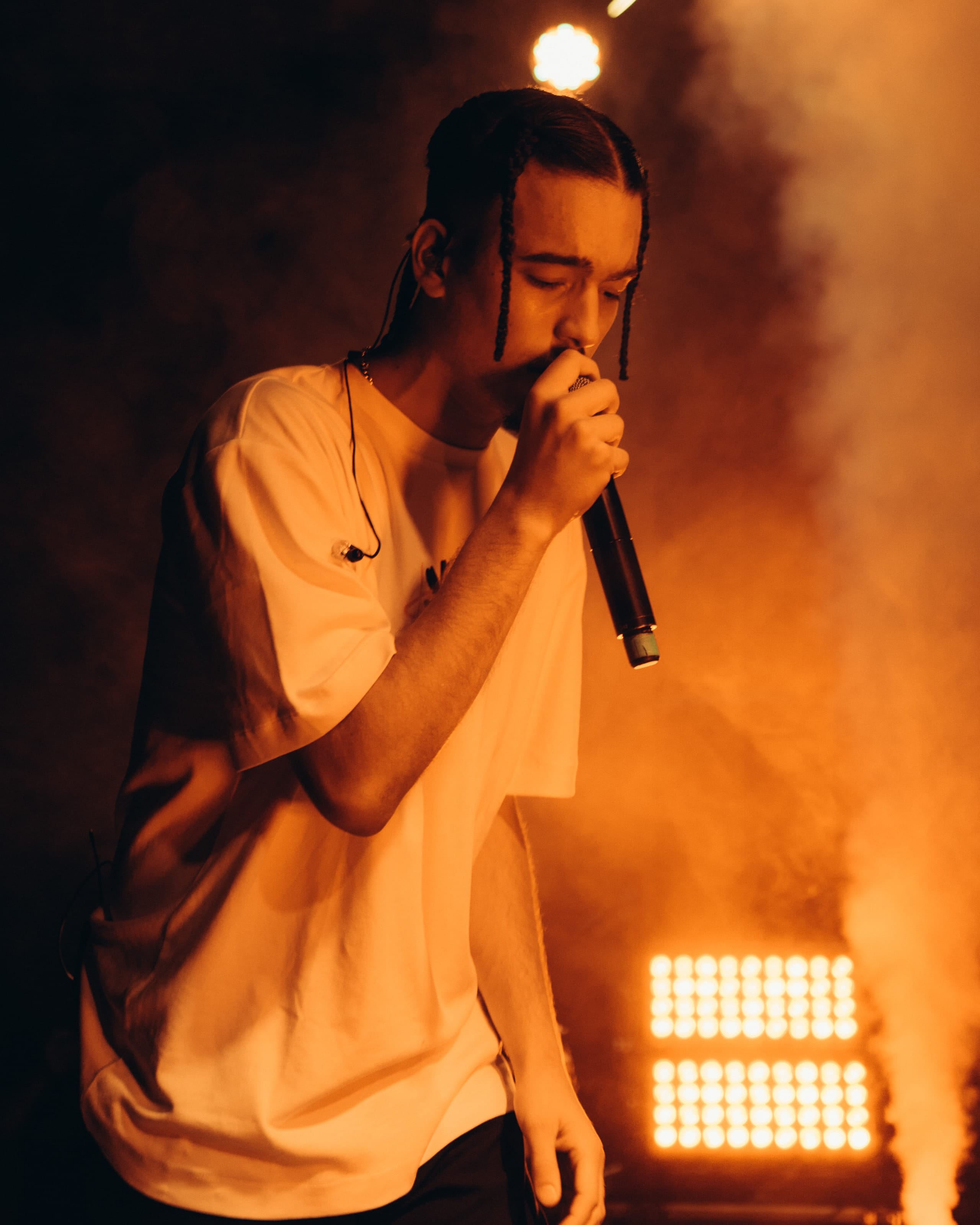 YANG X NANU - FMH (Live Show), cinematography still 8 by Alexandre Ruivo