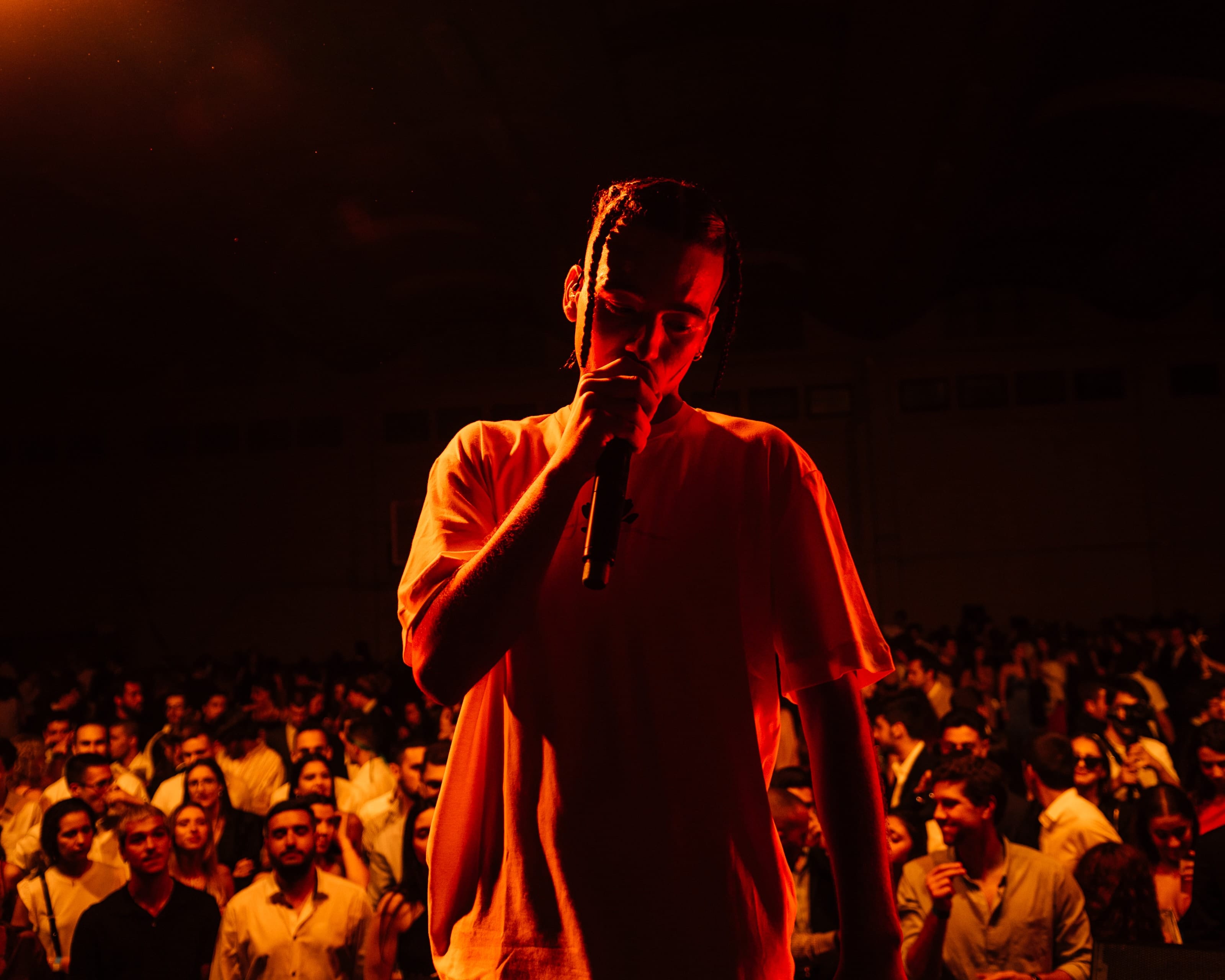 YANG X NANU - FMH (Live Show), cinematography still 20 by Alexandre Ruivo