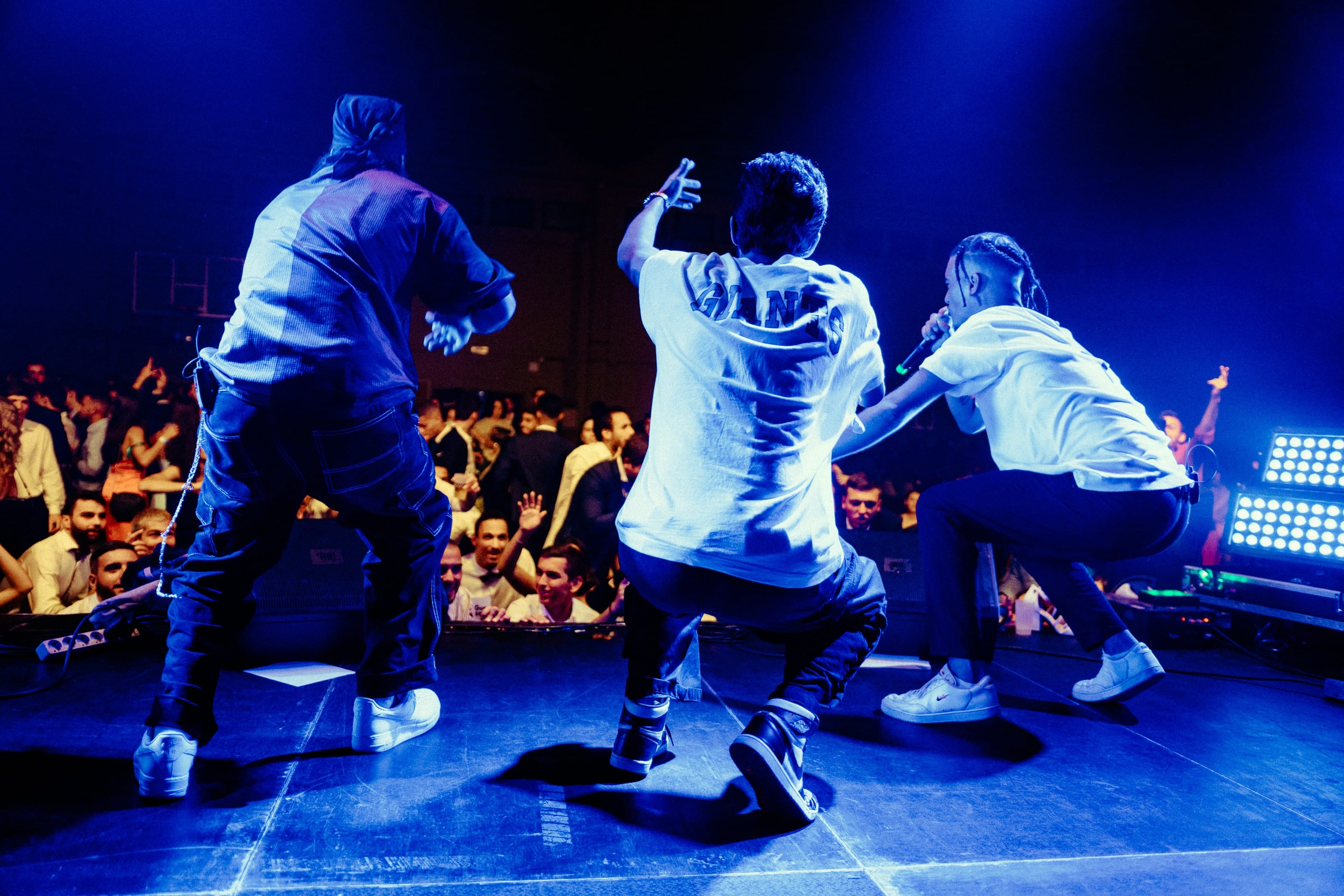 YANG X NANU - FMH (Live Show), cinematography still 25 by Alexandre Ruivo